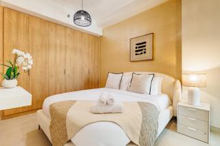 Charming Apartment - Brand New - 5 min to ADGM, Cleveland, Galleria - 3 min walk to the Beach - Heart of Al Reem - 2BDR - 6 pax - 8