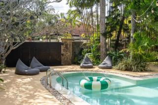 Lotus Surf And Wellness - 4