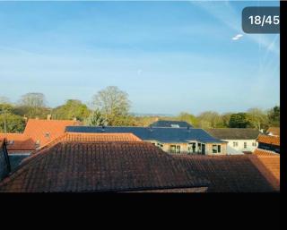 Lees Lookout Holt ,2 bedroom luxury apartment with private parking - Holt - 7