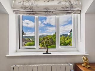 Relaxing Retreats Bowness - FREE PARKING - Bowness-on-Windermere - 2