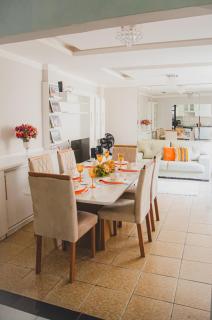 Casa completa com 3 suites, wi-fi e smart lock - 2