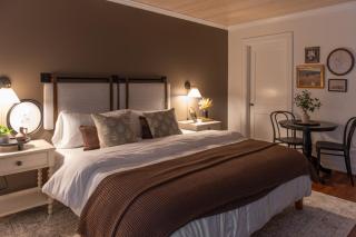 Historic Riverview Inn Seven - 8