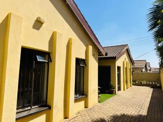 Terry's Cozy Gem - 7