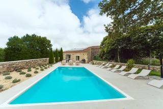 Reverence Villas Avieira - 2