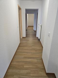 Monteurs- & Gästewohnungen nähe Raffinerie Leuna & Geiseltalsee für 4Personen - - 6