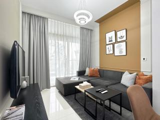 Trophy - Cityscape Posh Suite - 1
