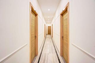 Hotel O Noida Dr. Babasaheb Ambedkar park - 5