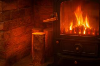 Calder Row by Alt-Stay - 3 Bed Canal Side Cottage - Parking, WiFi & Stunning Views - Contractors & Relocations - Weekly & Monthly Rates - For The Best Rates Visit w w w, alt-stay, c o , u k - 2