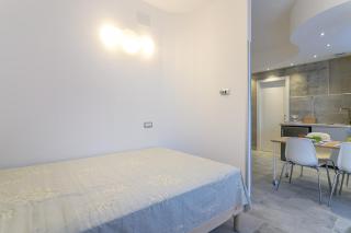 JOIVY Modern Studio with Balcony near Milano Centrale - 5
