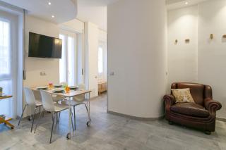 JOIVY Modern Studio with Balcony near Milano Centrale - 8