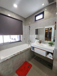 Moon's house - 8