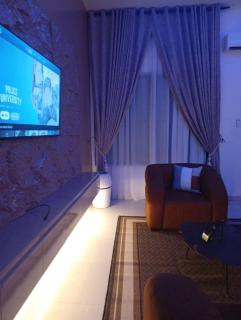 Zeeshortlet Apartment - 4