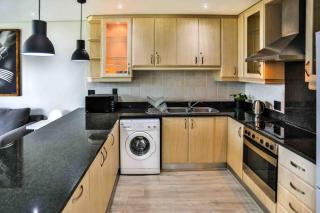 Beachfront accommodation - Families only - 6