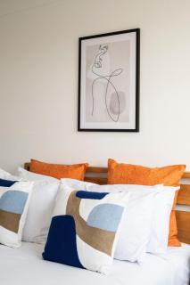 Modern 3BR Apt Canary Wharf with Patio Near Tube & Shops - Londra - 5
