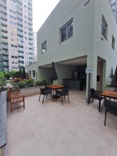 Aproveite Studio moderno com Piscina 4 pessoas no Centro - 1