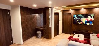 Oasis Penthouse Luxury Suite - 8