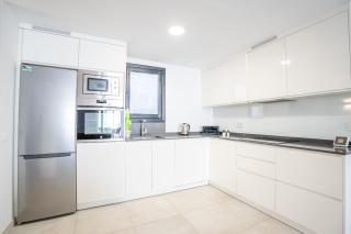 Luxury 3-Bedroom Apartment for Rent in the Heart of Puerto Banús - 8