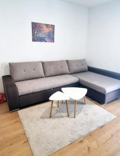 Esther Line Apartments - 5