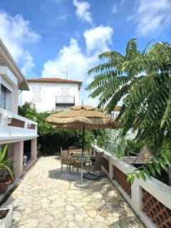 Villa le Mazet, Nice, piscine, vue mer, Promenade des Anglais, Baie des Anges - 1