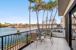 Refined Surfers Paradise Home - 7