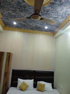 Ghanshyam palace Orchha - 6