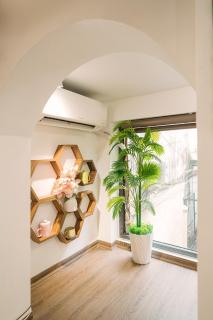 Cozy Corner in Old Quarter - Hanoi - 9