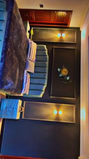 Crown Inn Service Apartments - 3