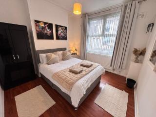 Room 1 Shared House 10 min from Center - 0