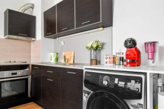 Budgetwork-friendly Apartment Near Business Park - 2