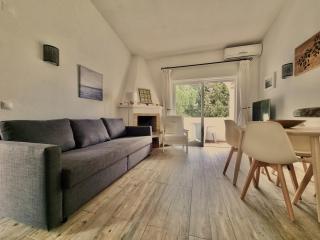 Algarve holiday beach house with seaview and pool - 4