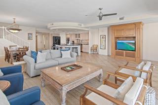 Inn at Crystal Beach 611 - 3