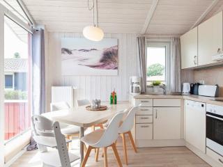 4 person holiday home in GROEMITZ - 5