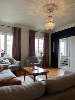 Charming villa with a historical touch, divided vertically - 7