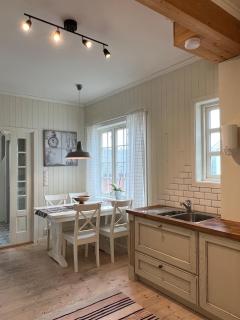 Charming villa with a historical touch, divided vertically - 4