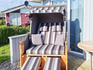 4 person holiday home in GROEMITZ - 5