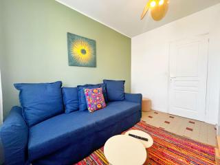 Albi - appartement 8 personnes - check in h24 - wifi - 8