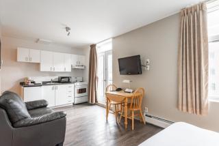 Hotel le Roberval - 1