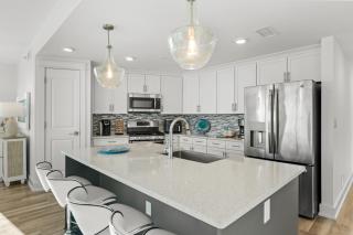 Blu 607 - Luxury Oceanfront - Unbelievable Views - Free Beach Svc - 8