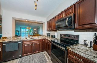 Club Bahia 'Beach' Days are the Best Days - 5