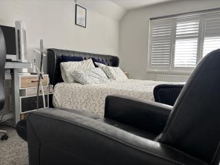 Kingzvilla Apartments - 3