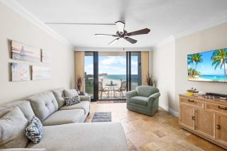 18th floor beachfront condo with pool, gym and grills - 9