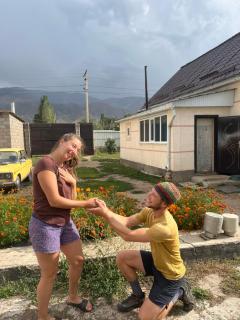 Asylbek Guesthouse - 8