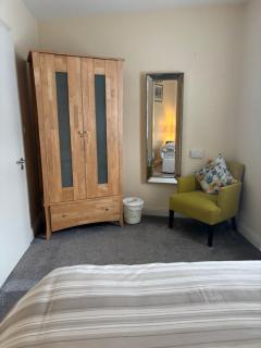 Carrick - Town Centre Apartment - 4