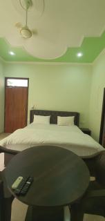 GS Inn homestay Ayodhaya - 1