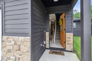 Isabella Ct Townhome - 5