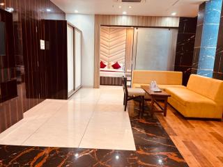 Hotel Chariot Inn - 8