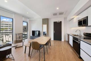 New DT Glendale - Pool Balcony AC Parking - 9
