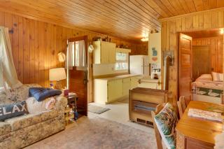 Unplug and Unwind Lakeside Cabin in Vergas - 5