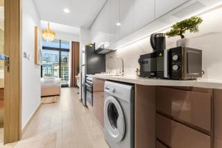 Cozy Downtown Studio Dubai Retreat - 6