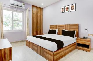 Hotel O Galaxy Inn - Gurgaon - 2